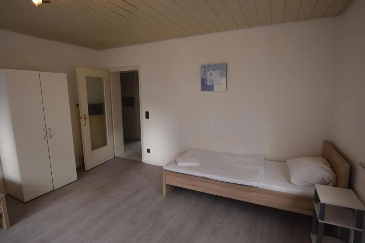 아파트 Schoene 3 Zimmer Wohnung In Wangen 슈투트가르트